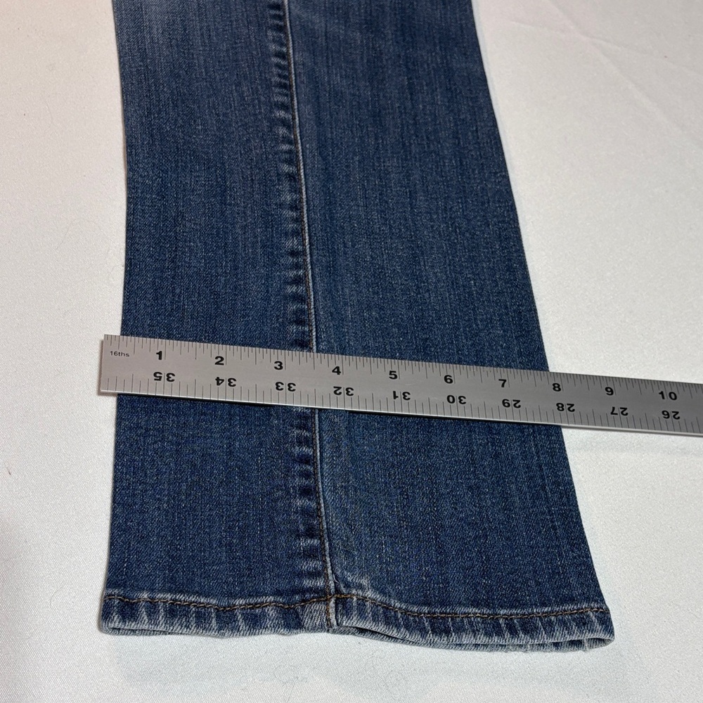 JCPenney Women's Slim Straight Leg Stretch Blue Jeans 32/14 - Picture 5 of 16